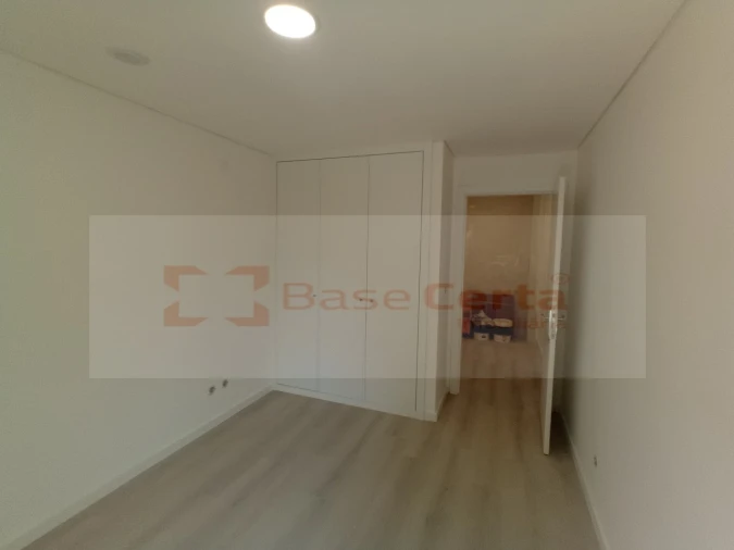 Apartamento T3 para Venda em Vialonga Foto 19