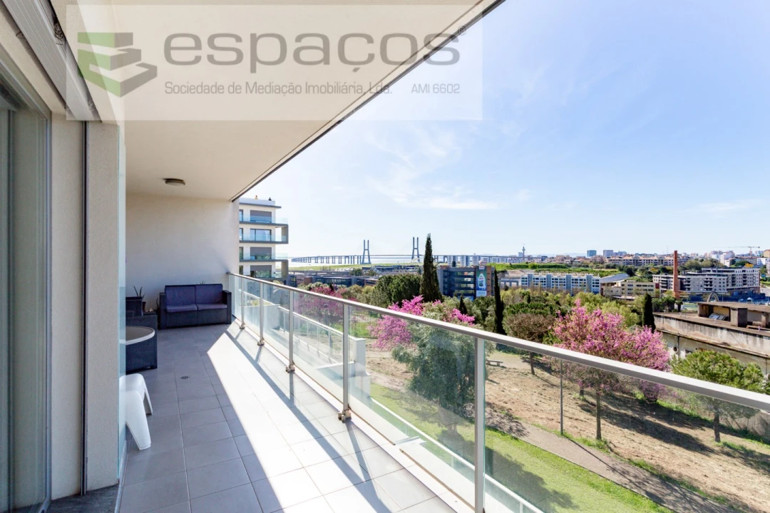 Apartamento T4 para Venda em Santa Iria de Azoia, São João da Talha e Bobadela Foto 5