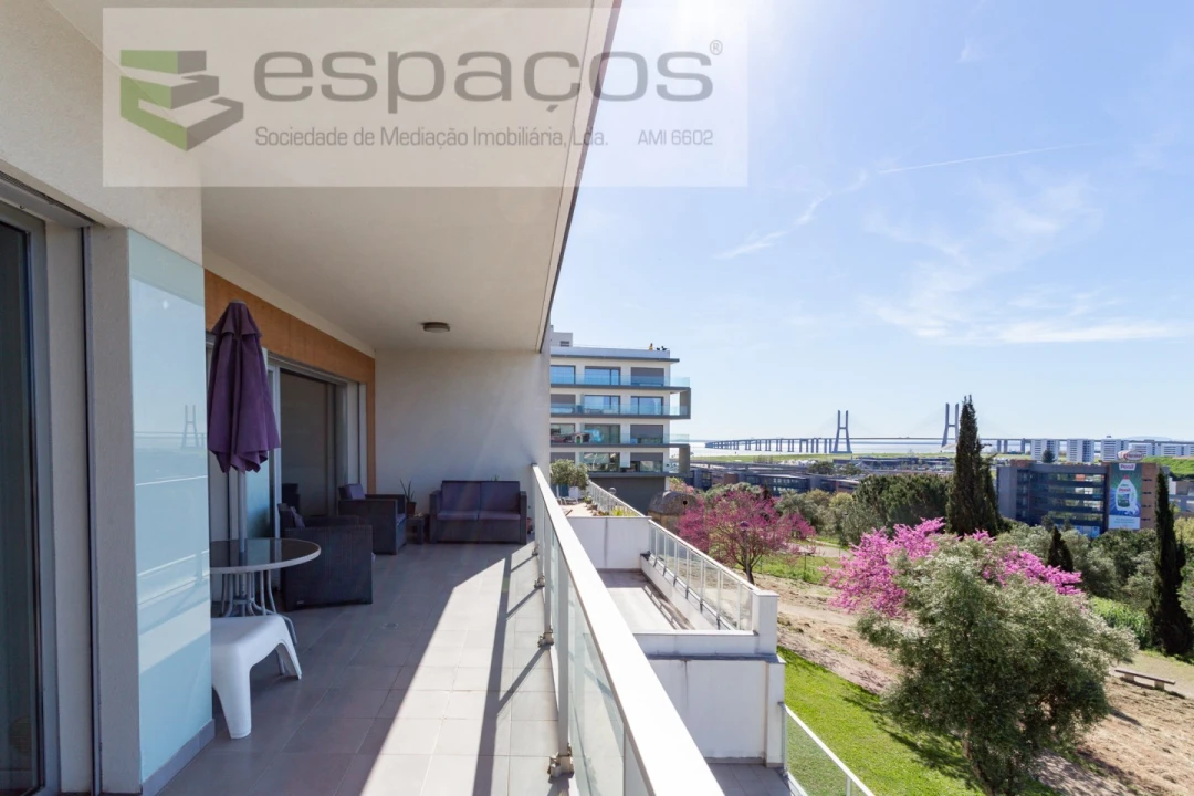 Apartamento T4 para Venda em Santa Iria de Azoia, São João da Talha e Bobadela Foto 6