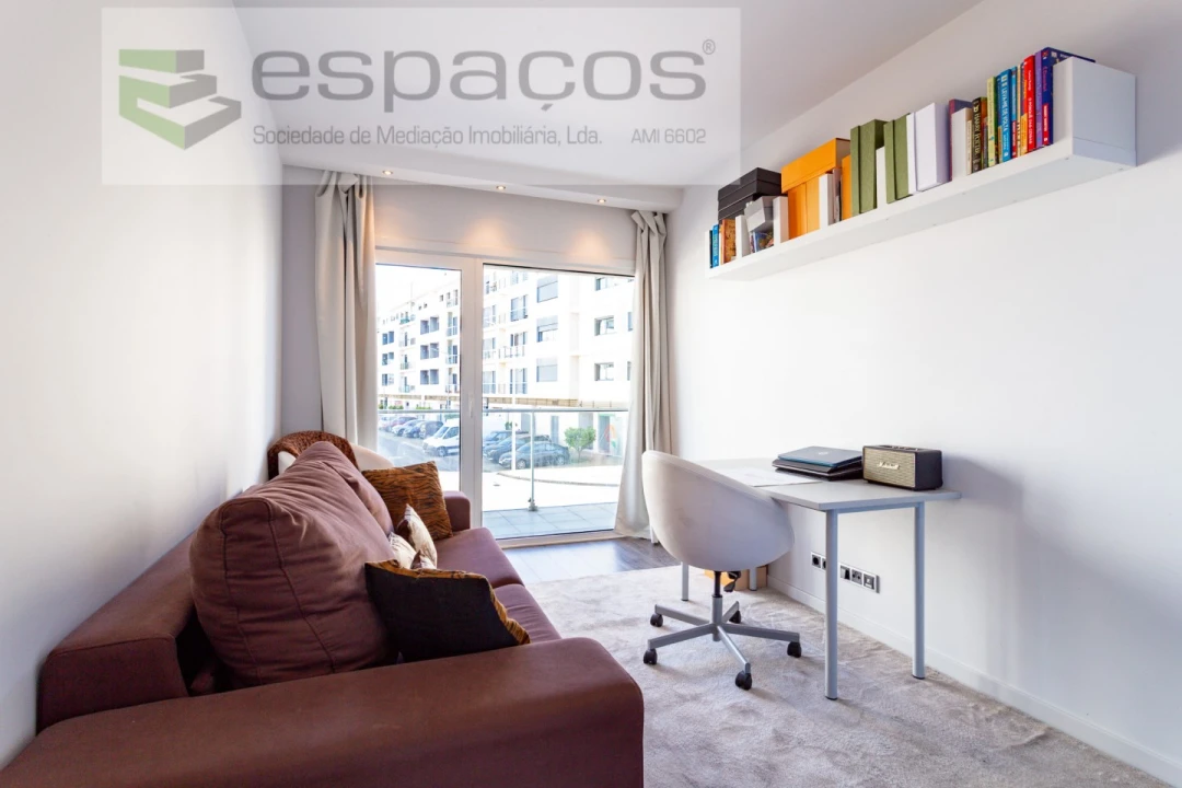 Apartamento T4 para Venda em Santa Iria de Azoia, São João da Talha e Bobadela Foto 33