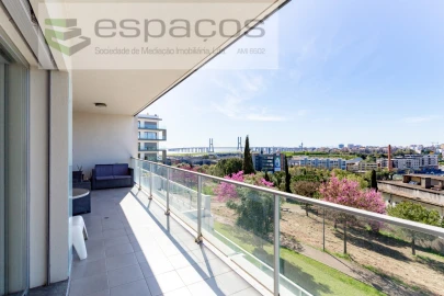 Apartamento T4 para Venda em Santa Iria de Azoia, São João da Talha e Bobadela