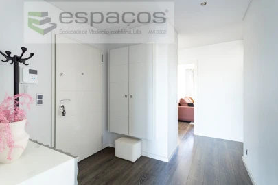 Apartamento T4 para Venda em Santa Iria de Azoia, São João da Talha e Bobadela