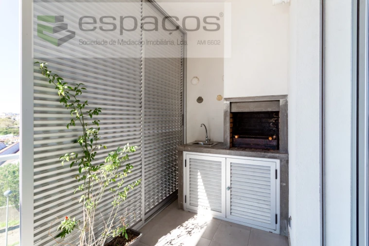 Apartamento T4 para Venda em Santa Iria de Azoia, São João da Talha e Bobadela Foto 12