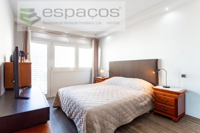 Apartamento T4 para Venda em Santa Iria de Azoia, São João da Talha e Bobadela Foto 41