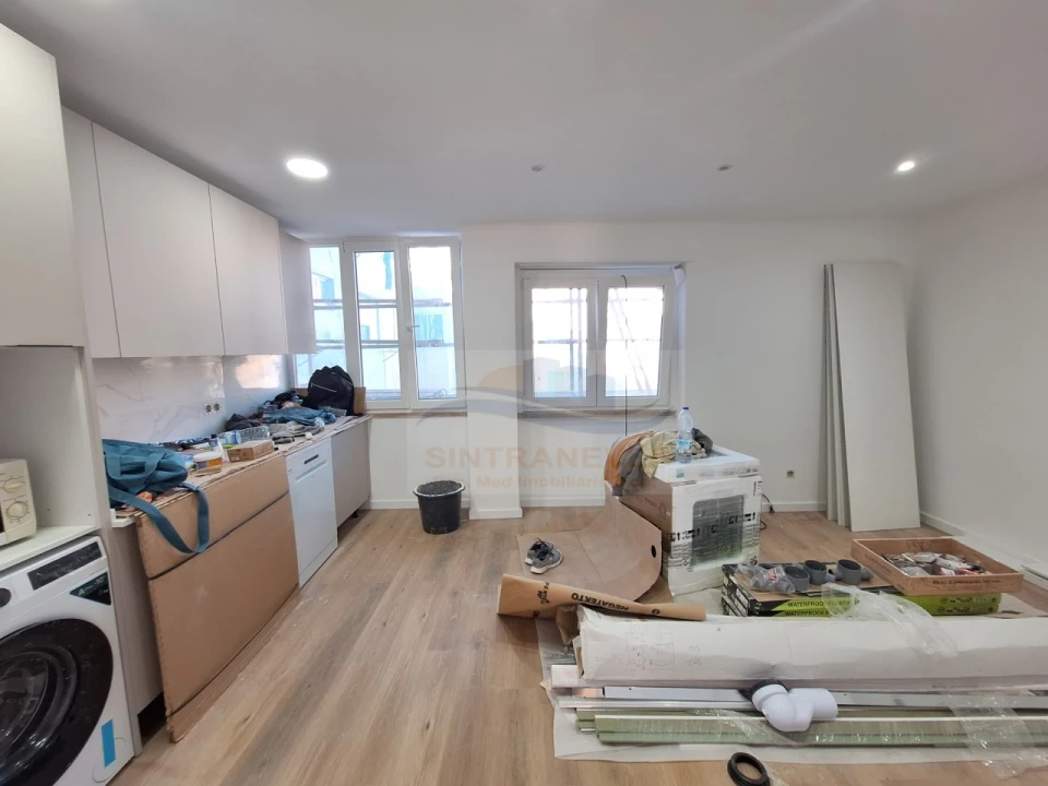 Apartamento T2 para Venda em Falagueira-Venda Nova Foto 3