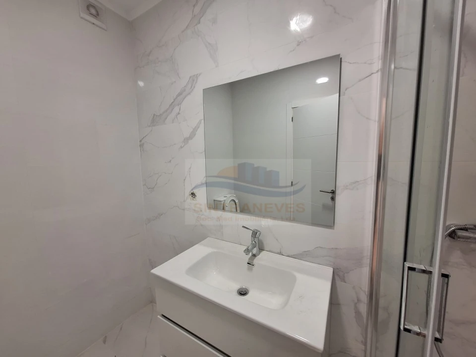 Apartamento T2 para Venda em Falagueira-Venda Nova Foto 9