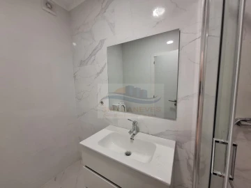 Apartamento T2 para Venda em Falagueira-Venda Nova