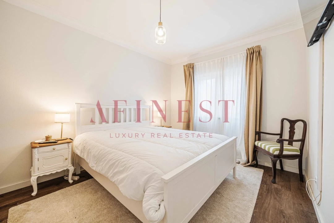 Apartamento T2 para Venda em Carcavelos e Parede Foto 31