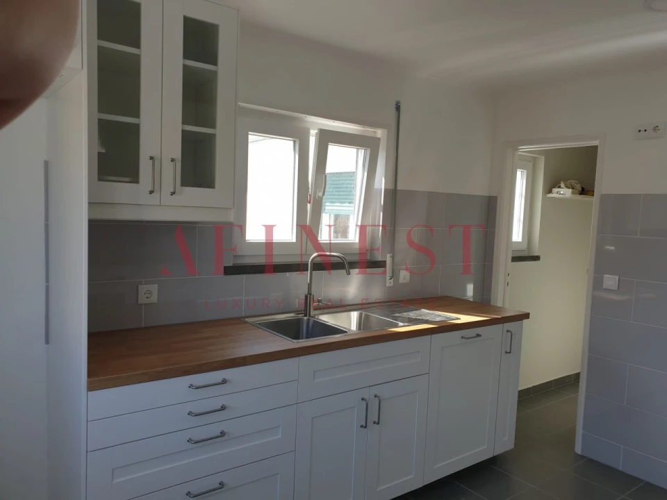 Apartamento T2 para Venda em Carcavelos e Parede Foto 15