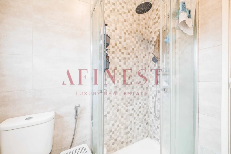 Apartamento T2 para Venda em Carcavelos e Parede Foto 24