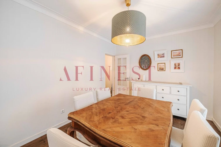 Apartamento T2 para Venda em Carcavelos e Parede Foto 7