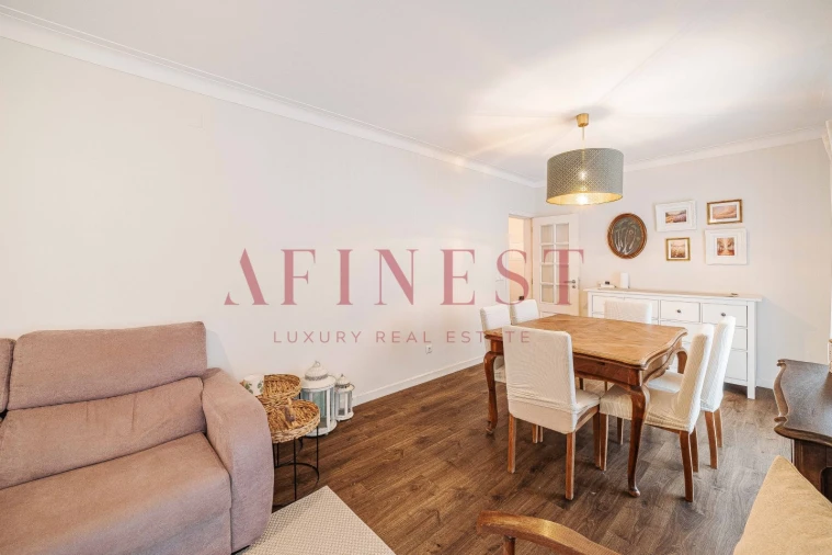 Apartamento T2 para Venda em Carcavelos e Parede Foto 4