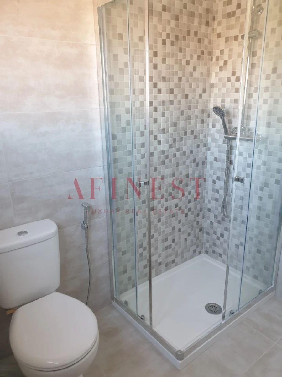 Apartamento T2 para Venda em Carcavelos e Parede Foto 37