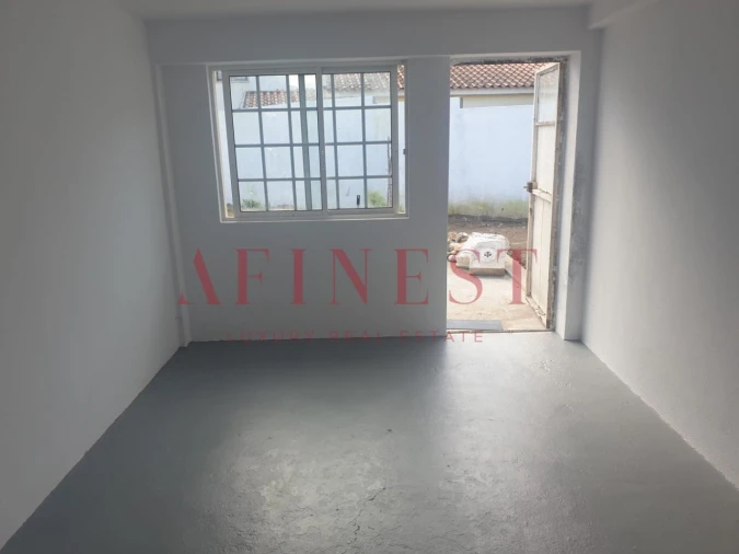 Apartamento T2 para Venda em Carcavelos e Parede Foto 45