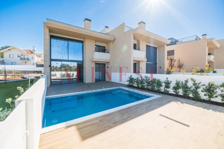 Moradia T4 para Venda em Alcabideche Foto 51