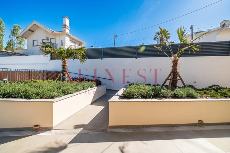 Moradia T4 para Venda em Alcabideche Foto 52