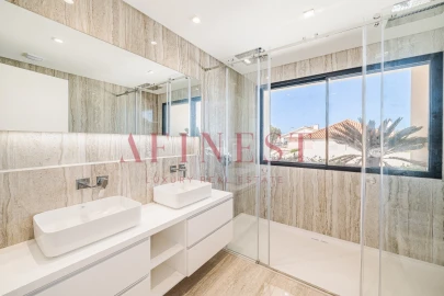 Moradia T4 para Venda em Alcabideche