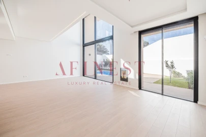 Moradia T4 para Venda em Alcabideche