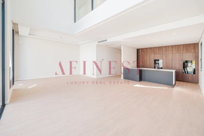 Moradia T4 para Venda em Alcabideche