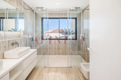 Moradia T4 para Venda em Alcabideche