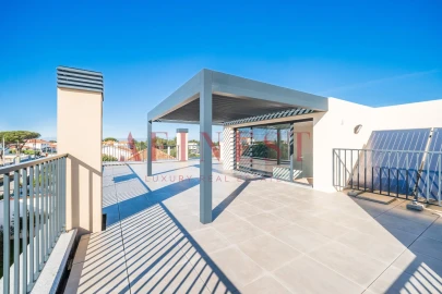 Moradia T4 para Venda em Alcabideche