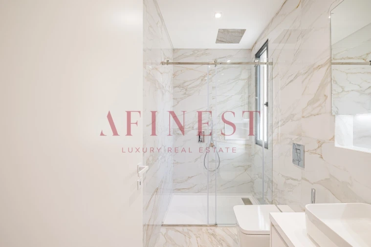 Moradia T4 para Venda em Alcabideche Foto 19