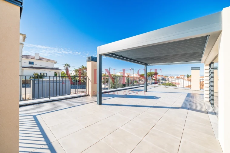 Moradia T4 para Venda em Alcabideche Foto 40