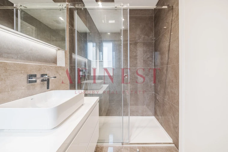 Moradia T4 para Venda em Alcabideche Foto 35