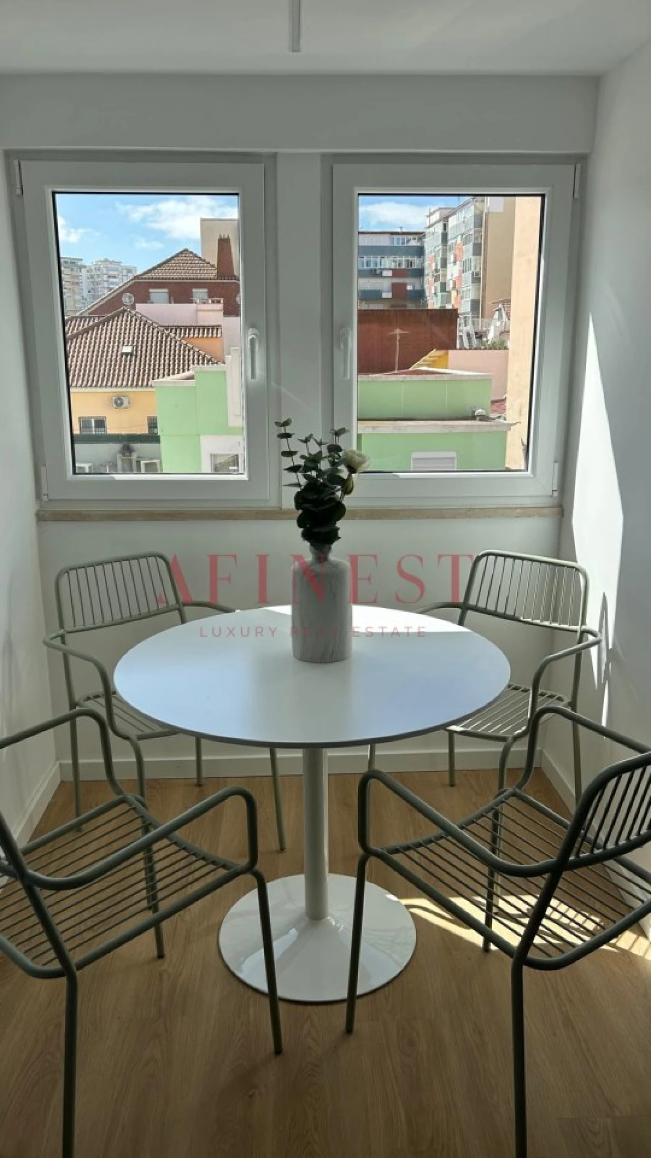 Apartamento T1 para Arrendamento em Costa da Caparica Foto 7