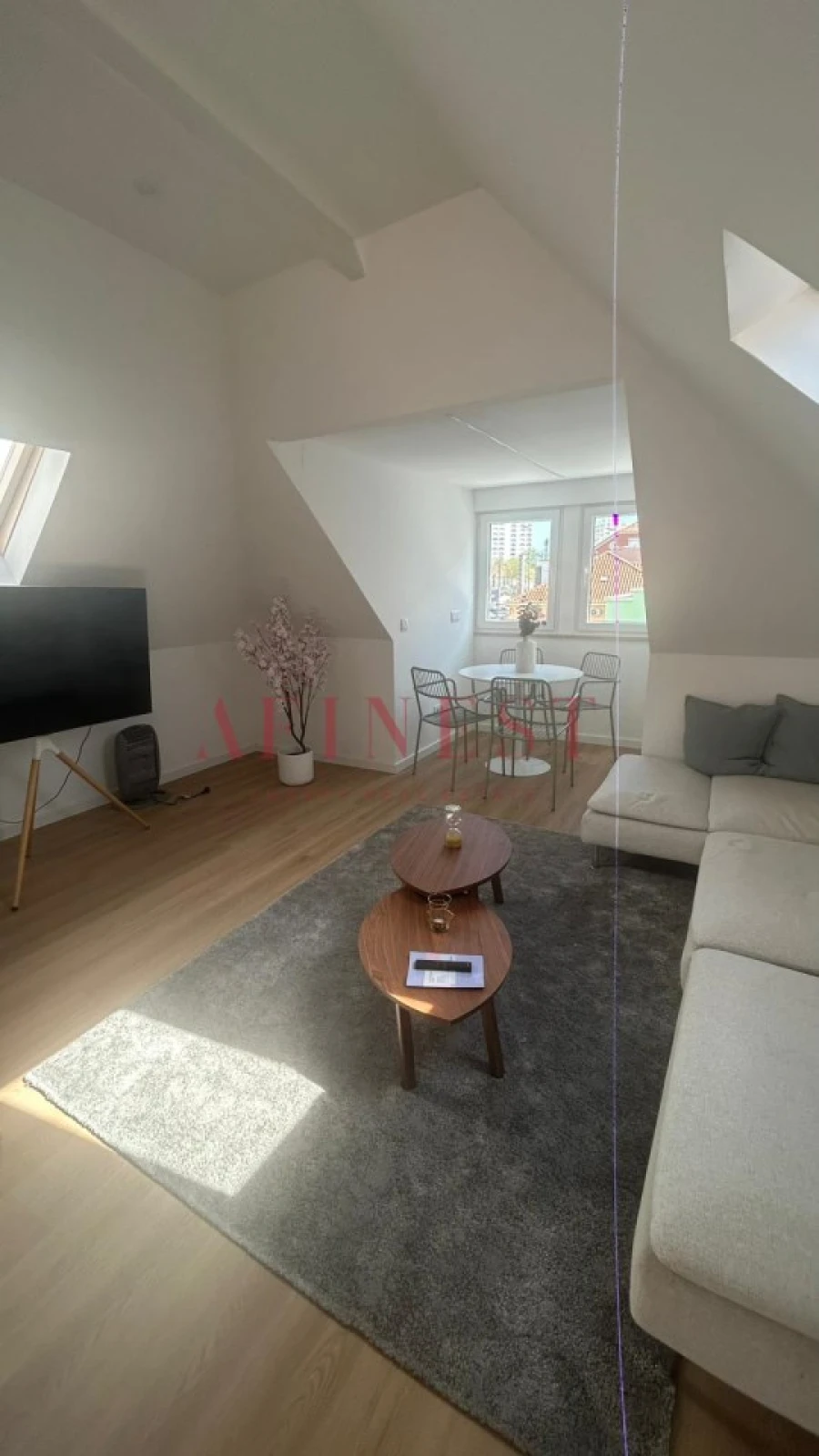 Apartamento T1 para Arrendamento em Costa da Caparica Foto 14