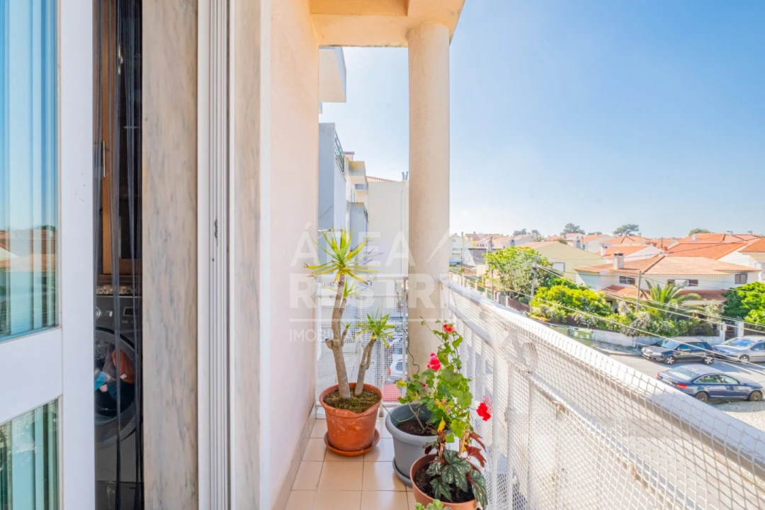 Apartamento T2 para Venda em Quinta do Conde Foto 11