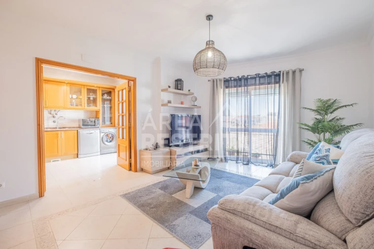 Apartamento T2 para Venda em Quinta do Conde Foto 3