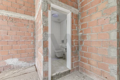 Loja para Arrendamento em Lumiar