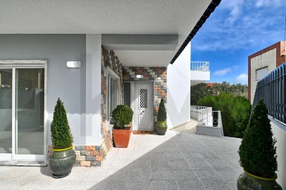 Moradia T4 para Venda em Alcabideche
