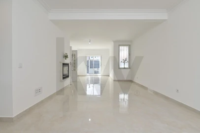 Moradia T4 para Venda em Alcabideche