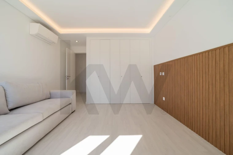Apartamento T2 para Venda em Ericeira Foto 9