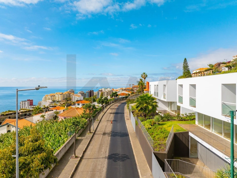 Moradia T3 para Venda em São Martinho Foto 42