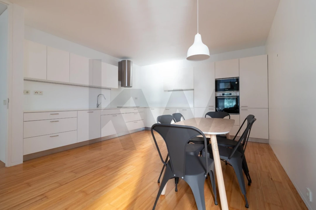 Moradia T3 para Venda em São Martinho Foto 6