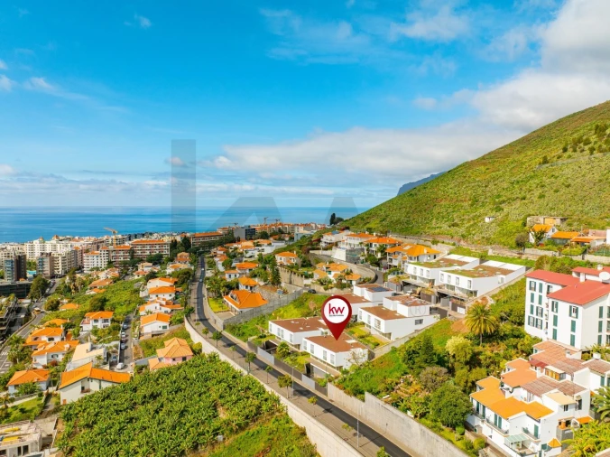 Moradia T3 para Venda em São Martinho Foto 36