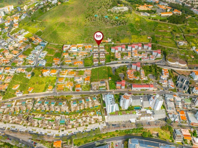 Moradia T3 para Venda em São Martinho Foto 45