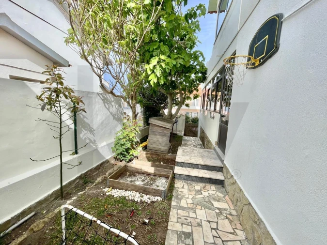 Moradia T4 para Venda em Ericeira Foto 17