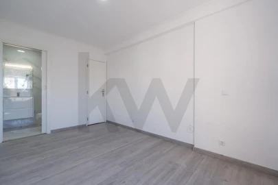 Apartamento T3 para Venda em Tavarede