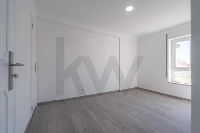 Apartamento T3 para Venda em Tavarede