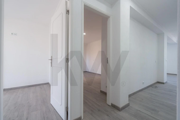 Apartamento T3 para Venda em Tavarede Foto 12
