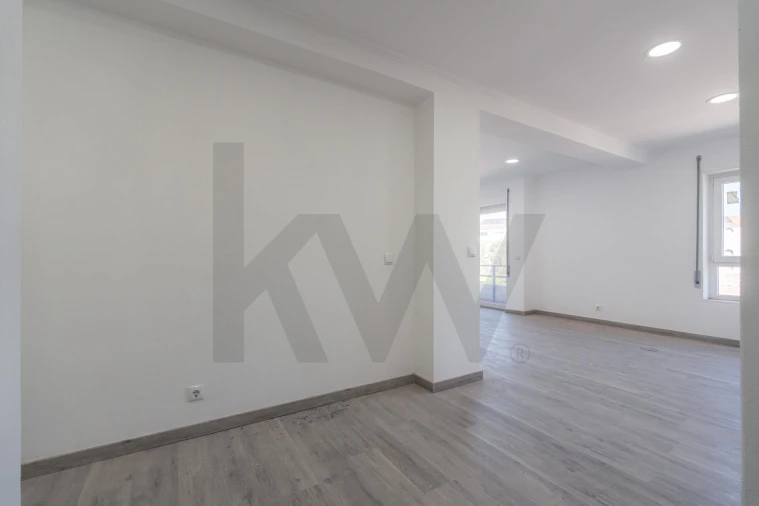 Apartamento T3 para Venda em Tavarede Foto 11