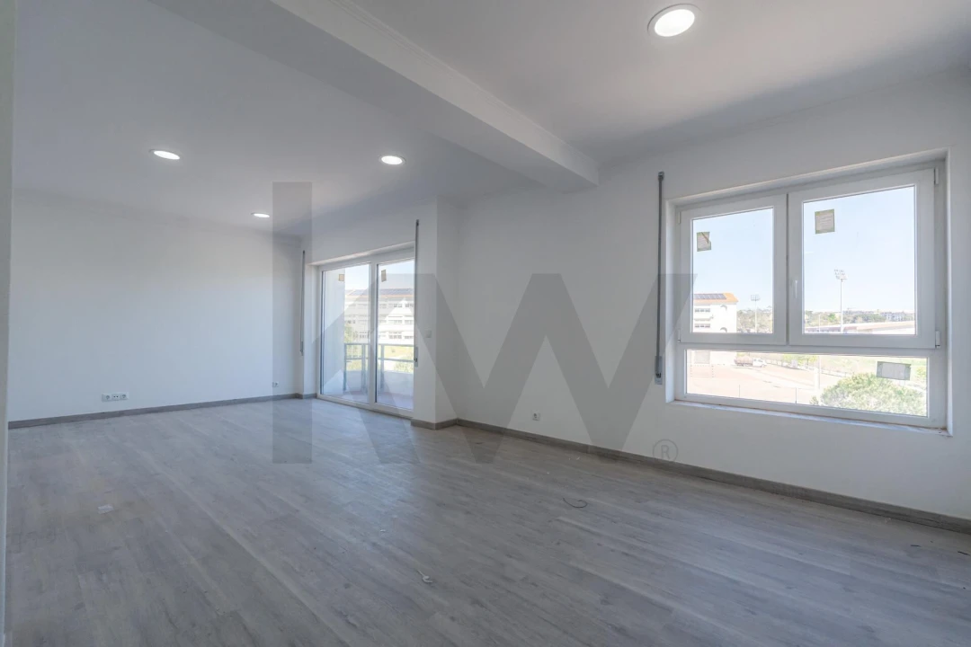 Apartamento T3 para Venda em Tavarede Foto 5