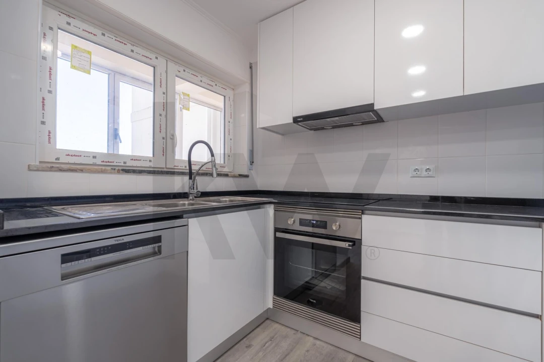 Apartamento T3 para Venda em Tavarede Foto 9