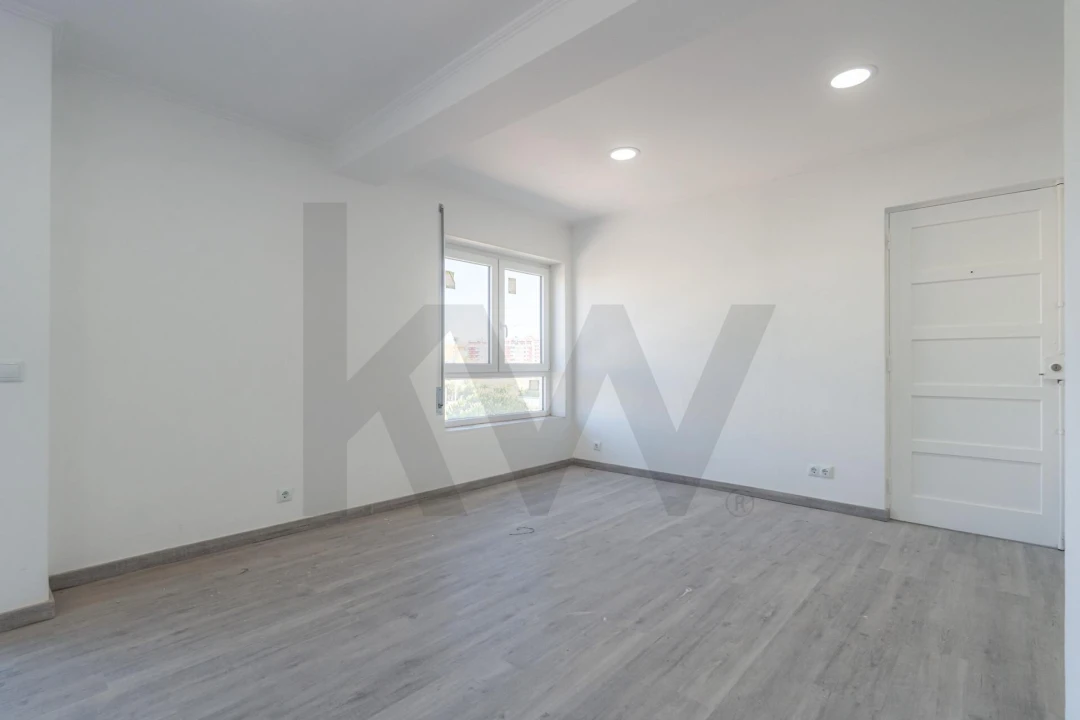 Apartamento T3 para Venda em Tavarede Foto 6