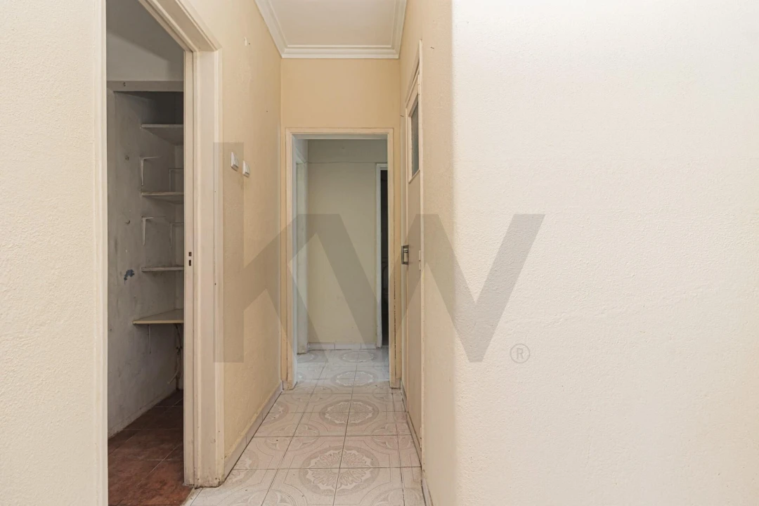 Apartamento T3 para Venda em Alfragide Foto 5