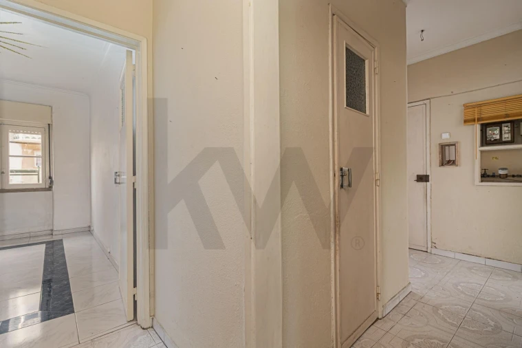 Apartamento T3 para Venda em Alfragide Foto 17